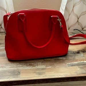 Express. Nice and style bag